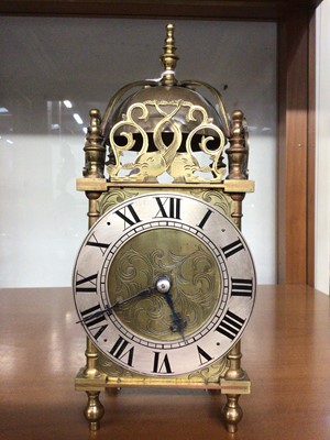 Lot 415 - Good quality 17th century-style brass lantern clock with French movement