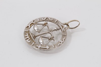 Lot 721 - 18ct white gold Libra pendant