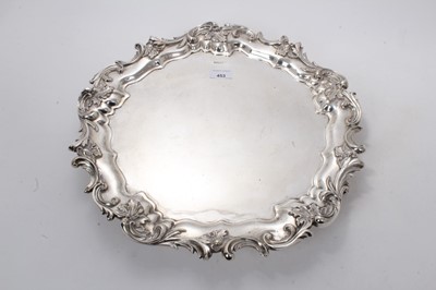 Lot 453 - Large, fine quality, early George V silver salver