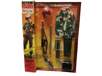 Lot 28 - Palitoy Action Man Parachute Regiment Outfit (1970-1983), in locker box packaging No.34301 (1)