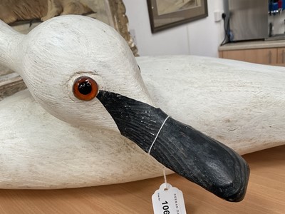 Lot 1069 - *Guy Taplin (born 1939) large sculpture of a swan