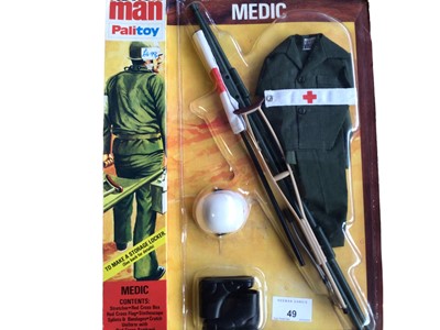 Lot 49 - Palitoy Action Man Medic Outfit, in locker box packaging No.34314 (1)