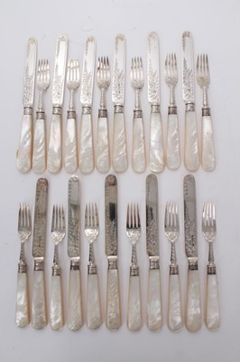 Lot 408 - Set Edwardian mother of pearl handled fruit knives and forks, eleven pairs plus one fork