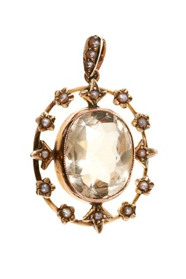 Lot 777 - Edwardian citrine and seed pearl gold pendant