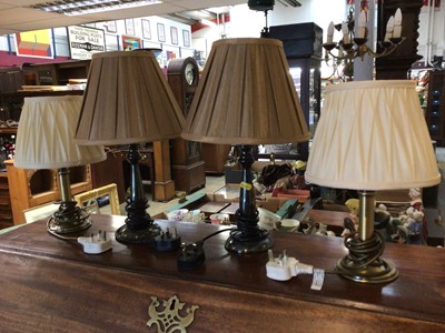 Lot 810 - Group of table lamps