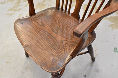 Lot 1615 - 19th century yew and elm wheel back Windsor chair