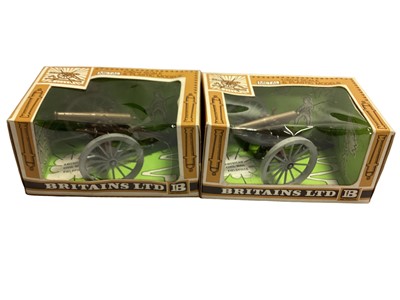 Lot 151 - Britains Gun models including 4.7 Naval Gun No.9730, 105mm Pack Howitzer No.9724 & American Civil War Fieldpiece No.9726, all boxed (4)