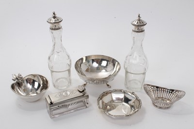 Lot 492 - Group of miscellaneous Continental, Greek and other silver and white metal