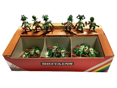 Lot 35 - Britains Trade Mutants Space Box with 31 figures (1)