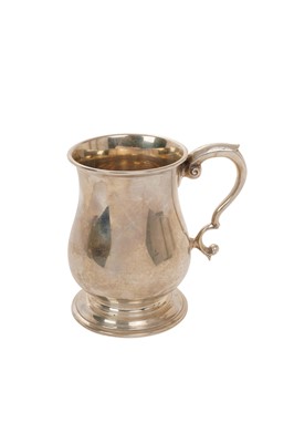 Lot 598 - Silver baluster shaped mug