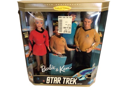 Lot 1956 - Mattel Barbie & Ken action dolls 30th Anniversary Collector Edition Star Trek Gift Set, boxed No.15006 (1)