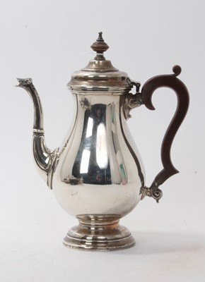 Lot 434 - Contemporary silver coffee pot