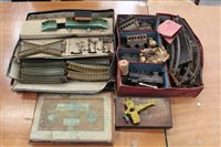 Lot 2832 - Railway 0 gauge and 00 gauge selection in part...