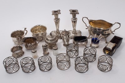 Lot 424 - Selection of miscellaneous silver and white metal