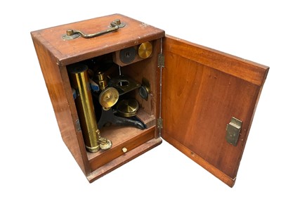 Lot 2573 - Late 19th / early 20th century mahogany cased microscope