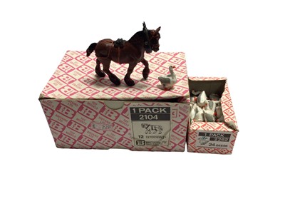 Lot 185 - Britains Pink Trade Boxes Sows 24 Pack No.2182 (20 items), Piglets 24 Pack No.2203 (20 items), Sheep Heads Down 24 Pack No.2203 (7 items), Sheep Heads Up 24 Pack No.2202 (Complete), Clydesdale 12 P...