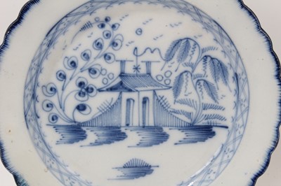 Lot 321 - Pair of pearlware plates of Chinese pattern (possibly Liverpool)