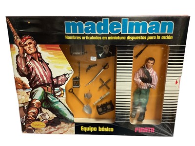 Lot 197 - Madelman Equipo Basico Pirata & Corsario (2)