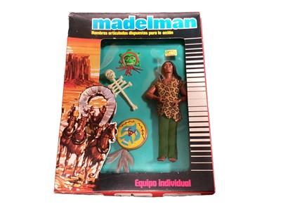 Lot 198 - Madelman Equipo Individual with action figures in window boxes (7 total)