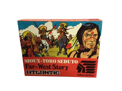 Lot 262 - Atlantic 1:32 Scale Far-West Story Apache Camp No.1206 (x2), Sioux No.1209 (x2), Sioux Camp No.1212 (x3) & Astoria del West Cacciatore al Bistonte (x2), Buffalo Bill No.1202 (x3) & Geronimo Apache...