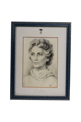 Lot 165 - H.R.H. Princess Alice Duchess of Gloucester, signed presentation portrait