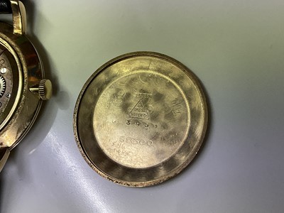 Lot 870 - 1960s Omega 9ct gold wristwatch with 17 jewel mechanical 510 calibre movement numbered 16438769, the circular cream dial with gold baton hour markers and subsidiary seconds, in a circular 9ct gold...