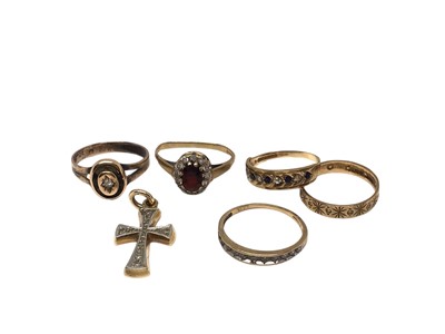 Lot 5 - Four 9ct gold gem set rings, a diamond single stone ring and a diamond set cross pendant