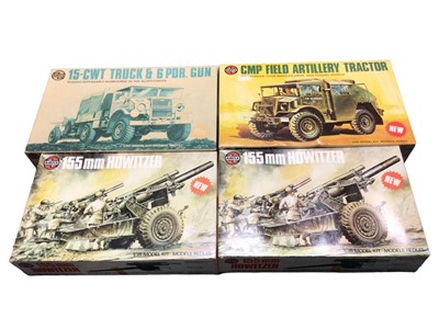 Lot 285 - Airfix 1:35 Scale British Military Vehicles model kitsch Grant Tank No.8365, 15 CWT Truck & 6 PDR Gun No.8367, CMP Field Artillery Tractor No.8368, 155mm Howitzer (x2) & Bedford QL Gun Porte No.836...