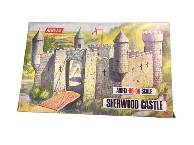 Lot 283 - Airfix HO OO Scale Snap Together Sherwood Castle, boxed No.1705 (1)