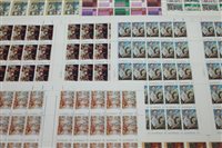 Lot 2563 - Stamps - Australia 1974 definitive issues - 1$,...