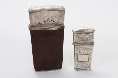 Lot 606 - George IV silver etui case with bright cut engraved decoration, (Birmingham 1827)