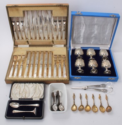 Lot 611 - George V silver child's spoon and pusher set in fitted case, (Birmingham 1928 / 1929), together with six white metal goblets in a fitted case and other silver, white metal and plated items (various...