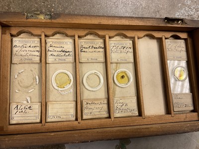 Lot 2658 - Antique brass student's microscope, stereoscopic viewer and slides, group of antique microscope slides, etc