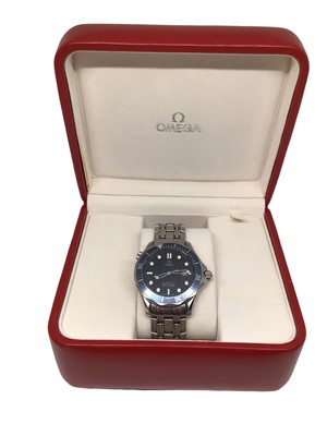 Lot 191 - Omega Seamaster stainless steel wristwatch with original box and papers