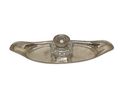 Lot 265 - Edwardian silver inkstand