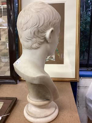 Lot 979 - 19th century grand tour white marble bust of a young Caesar