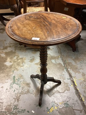 Lot 1236 - Regency walnut grained occasional table