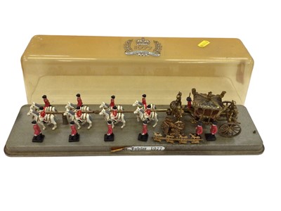 Lot 1997 - 1977 Queen Elizabeth II silver jubilee carriage and other models