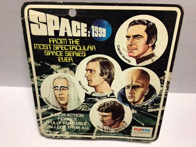 Lot 306 - Palitoy c1979 Space 1999 8" action figure Captain Zantor from the planet Kaldor, on five face punched card back (creased to top) with blister pack No.22830 (1)