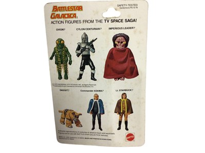 Lot 402 - Mattel 1978 Battlestar Galactica Commander Adama 4" action figure with colonial blaster & cloth cape, on Series 1 card and blister pack No.2868 (1)