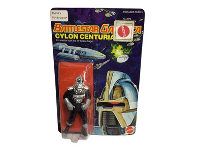 Lot 403 - Mattel 1978 Battlestar Galactica Cylon Centurian 4" action figure with cylon laser rifle, on Series 1 card and blister pack No.2870 (1)