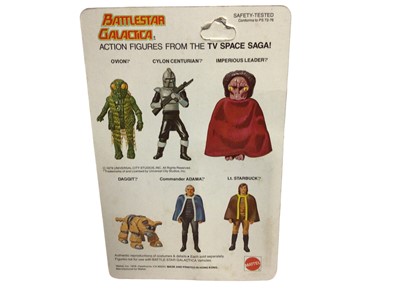 Lot 407 - Mattel 1978 Battlestar Galactica Ovion  4" action figure with yellow lace cloak, on Series 1 unpunched card and blister pack No.2874 (1)