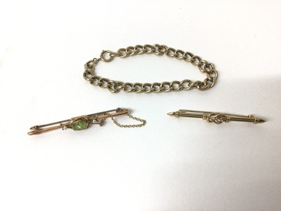 Lot 118 - 9ct gold curb link bracelet and two 9ct gold bar brooches