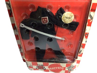 Lot 247 - Mattel 1971 Mark Strong (Big Jim) Outfits (5)