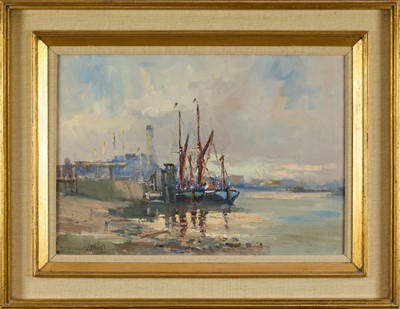 Lot 1029 - William Davies (b.1928) oil on canvas - 'The Centaur and the Pudge at Greenwich', signed, 36cm x 51cm, in gilt frame