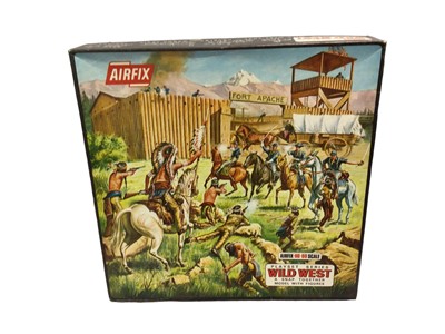 Lot 421 - Airfix HO OO Scale Snap Together Wild West Fort Playset, boxed No.1659 (1)