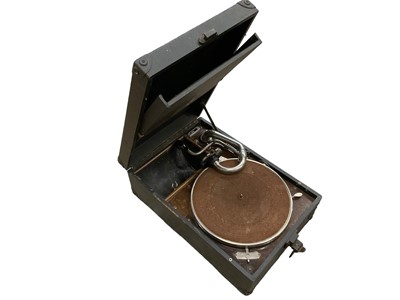 Lot 2577 - Early 20th century portable gramophone