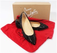 Lot 3002 - Christian Louboutin Pigalle Spikes black...