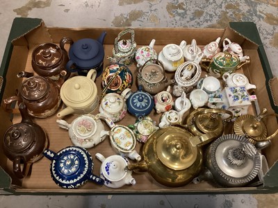 Lot 1251 - Collection of miniature teapots including Spode and Coalport, together with three larger Doulton stoneware teapots and two Wedgwood teapots (qty)