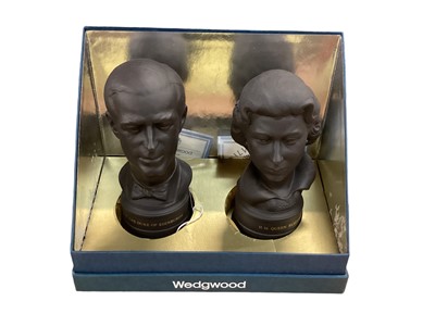 Lot 1268 - Pair of Wedgwood limited edition black basalt Royal Silver Wedding Commemorative busts of H.R.H. Queen Elizabeth II and H.R.H. The Duke of Edinburgh, with certificates 560/750. In original box.